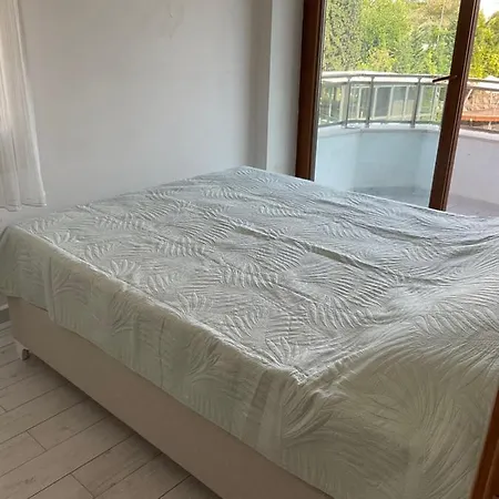 Kusadasi Sahil Seridinde Sueper Manzali Daire Apartment *