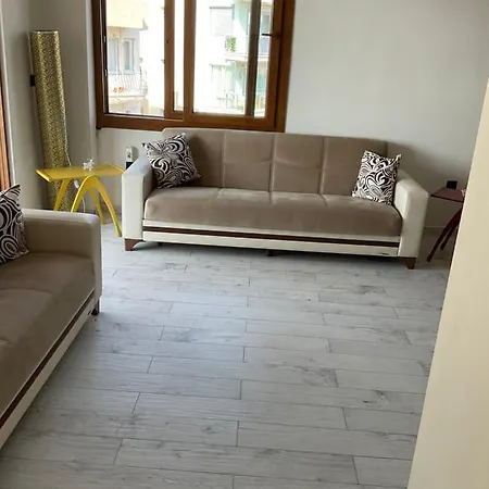 Kusadasi Sahil Seridinde Sueper Manzali Daire Apartment Kusadasi