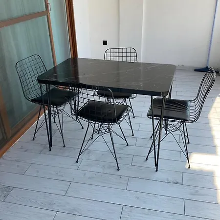 Διαμέρισμα Kusadasi Sahil Seridinde Sueper Manzali Daire Κουσάντασι